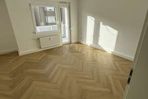 Kernsanierte helle 3 Zimmer Wohnung in Stuttgart West mit 2 Balkonen und neuer Einbauküche – Die vollständige Adresse der Immobilie erhältst du vom Anbieter., 70176 Rosenberg, Stuttgart – Vorschaubild 1