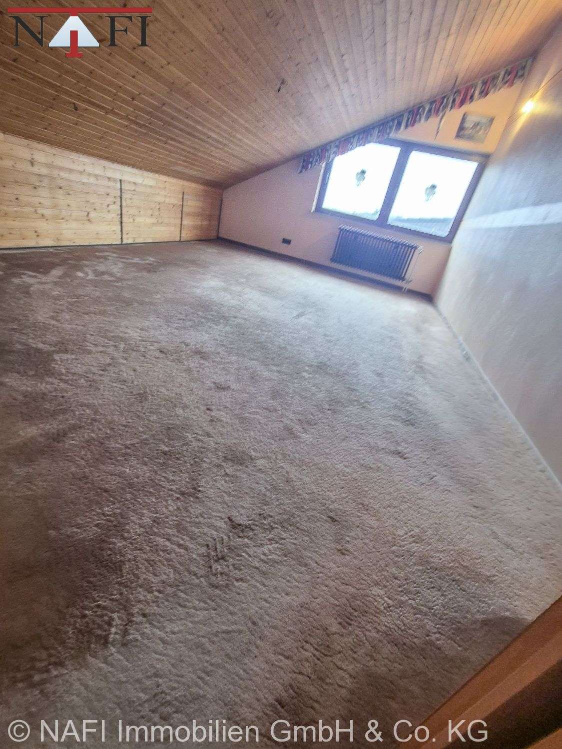 Immobilie in Uhingen - PLATZWUNDER, großzügiges Einfamilienhaus mit Einliegerwohnung und toller Aussicht - Bild 7