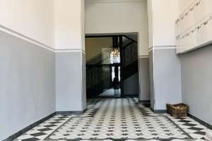 Charmante 2-Zimmer-Altbauwohnung in Laim mit stilvollen Details