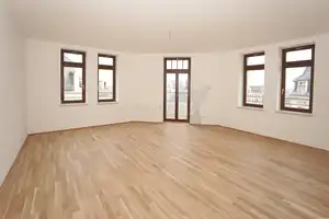 !! Nachmieter gesucht !! Moderne 3 Raum DG-Whg. mit Balkon, Aufzug und tollem Bad in C-Bernsdorf – Stadlerstraße 13, 9126 Chemnitz – Vorschaubild 3
