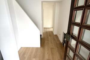 Luxus-Einfamilienhaus mit 3 Bädern, Kamin, Fußbodenheizung & großer Terrasse in Wuppertal – Immenweg 29, 42279 Oberbarmen, Wuppertal – Vorschaubild 4