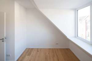 Exklusives Dachgeschoss mit Panorama-Erker und Aufdachterrasse im schönen Friedenau! – Stierstraße 9, 12159 Friedenau, Berlin – Vorschaubild 16