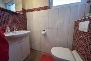 Generationenhaus, Zweifamilienhaus, Wohnen & Arbeiten mit Wohlfühlgarten in Wahnheide! – Die vollständige Adresse der Immobilie erhältst du vom Anbieter., 51147 Wahnheide, Köln – Vorschaubild 19