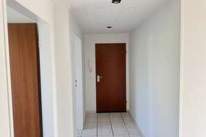 Helle 3-Zimmer-Dachgeschosswohnung  in Köln-Ostheim – ab sofort bezugsfrei – Frankfurter Str. 585, 51107 Ostheim, Köln – Vorschaubild 8