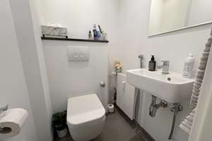 Großzügiges Wohnen auf zwei Ebenen – 6-Zimmer-Maisonettewohnung mit 3 Balkonen in Niederkassel – Die vollständige Adresse der Immobilie erhältst du vom Anbieter., 40547 Niederkassel, Düsseldorf – Vorschaubild 19