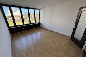 Den Rhein um die Ecke ! - 3 Zimmer mit Balkon – Die vollständige Adresse der Immobilie erhältst du vom Anbieter., 53117 Bonn-Castell, Bonn – Vorschaubild 6