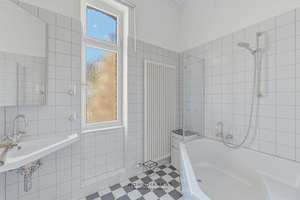 🏡✨ Einzigartige Altbauperle mit Charme – stilvoll wohnen auf ca. 160 m² – Die vollständige Adresse der Immobilie erhältst du vom Anbieter., 70178 Rosenberg, Stuttgart – Vorschaubild 40
