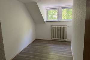 Helle 3,5-Zimmer-Dachgeschosswohnung mit großem Balkon in ruhiger – Auf Böhlingshof 19, 45888 Bulmke-Hüllen, Gelsenkirchen – Vorschaubild 7