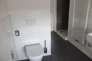 **Perfekte Aufteilung für eine WG**5-Zimmer-Wohnung im Altbaucharme** – Hohenzollernstr. 79, 75177 Nordstadt, Pforzheim – Vorschaubild 7
