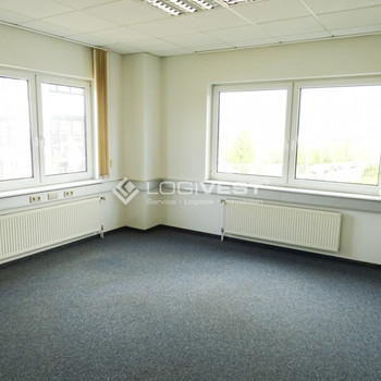 Lagerhalle nahe der Autobahn!