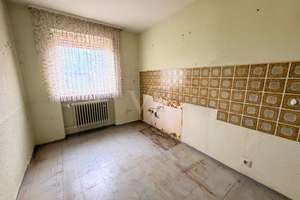 Aussichtsreiches Raumwunder: Einfamilienhaus mit Einliegerwohnung und Traumblick in Neustadt – Die vollständige Adresse der Immobilie erhältst du vom Anbieter., 91413 Neustadt an der Aisch – Vorschaubild 16