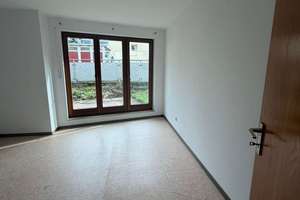 Großzügige Hochparterrewohnung mit Rundum-Terrasse – Schaffstallstraße 15, 72762 Reutlingen-Mitte, Reutlingen – Vorschaubild 13