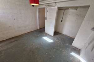 Mietfreies Ein- / Mehrfamilienhaus in Offenbach Bieber zu verkaufen. ca. 250 m2 WF, 3-4 Wohnungen – 63073 Bieber, Offenbach am Main – Vorschaubild 63