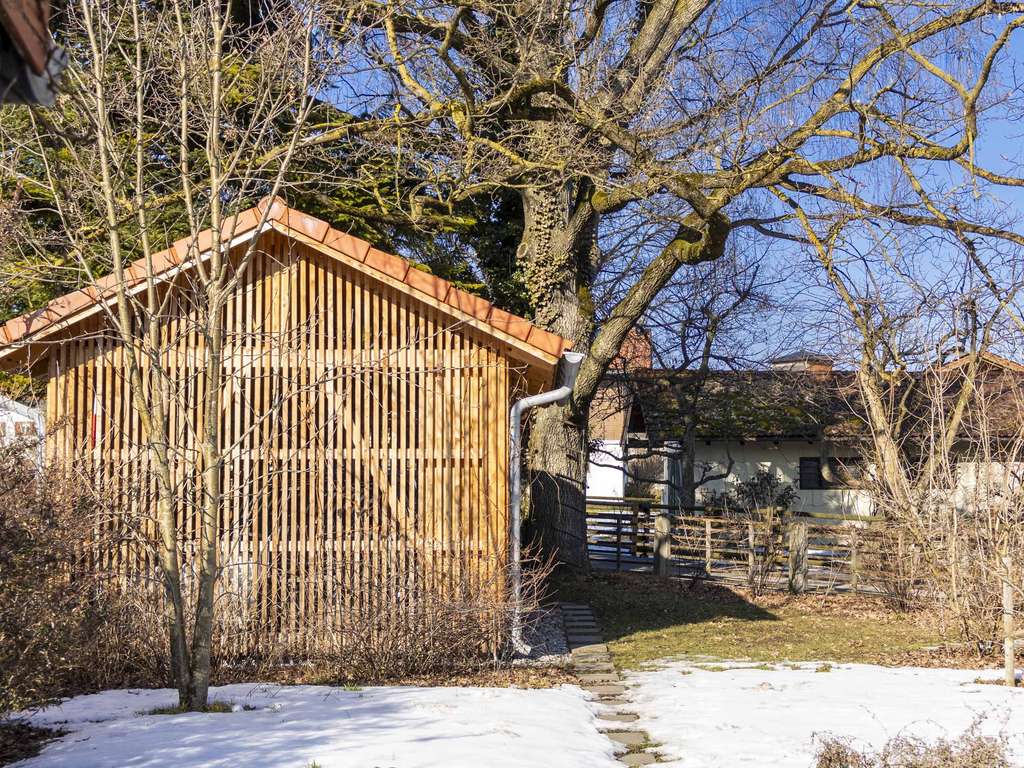 Immobilie in Bad Feilnbach - Lichtdurchflutetes Einfamilienhaus-Erdwärme-PV-Anlage-Zweitwohnsitz ist möglich - Bild 3