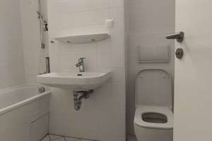 Geschmackvolle 1-Zimmer-Wohnung mit gehobener Innenausstattung mit EBK und Tiefgarage in Potsdam.  – 14476 Fahrland, Potsdam – Vorschaubild 13