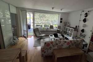 Ruhige 2-Zimmer-Wohnung mit Balkon in Flingern-Nord