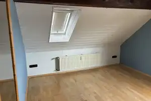 Attraktives sehr gepflegtes Zweifamilienhaus mit Garage, Sauna und Einbauküche in guter Wohnlage – Kassel (Kreis) – Vorschaubild 9