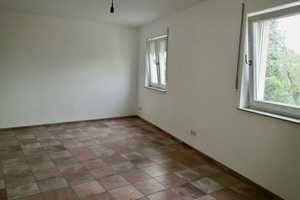 Geräumige Doppelhaushälfte in Kelsterbach – ruhig gelegen, gut angebunden – Friedhofstraße 30a, 65451 Groß-Gerau (Kreis) – Vorschaubild 2