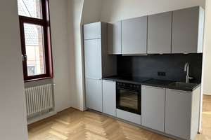 Schick und gemütlich: 1,5-Zimmer DG-Wohnung im sanierten Stilaltbau am Rande des Bahnhofsviertels – Gutleutstraße 30, 60329 Bahnhofsviertel, Frankfurt am Main – Vorschaubild 3