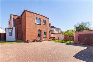 Borkum: Zentrales Wohnhaus mit Potential – Die vollständige Adresse der Immobilie erhältst du vom Anbieter., 26757 Borkum – Vorschaubild 2