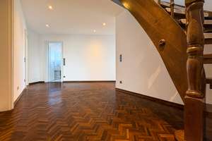 Wohnen mit Charakter: Exklusives Penthouse im Domviertel – Die vollständige Adresse der Immobilie erhältst du vom Anbieter., 97072 Altstadt, Würzburg – Vorschaubild 9