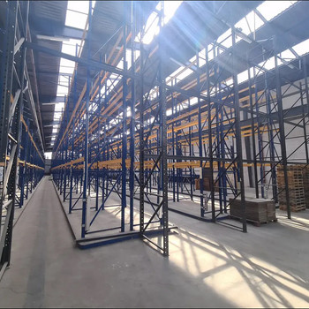 Ebenerdige Lagerhalle mit Schmalgangregalsystem in Billbrook zu mieten