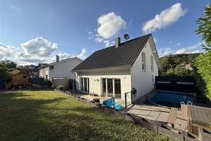 Modernes Einfamilienhaus in energieeffizienter Bauweise / Garten und Außenpool – Die vollständige Adresse der Immobilie erhältst du vom Anbieter., 66333 Völklingen – Vorschaubild 18