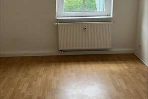 3 Raumwohnung mit Dusche – Auenstraße 13, 6749 Bitterfeld-Wolfen – Vorschaubild 7