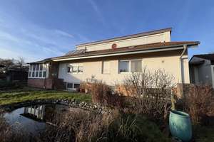 Charmantes Einfamilienwohnhaus
in Wertheim-Höhefeld – Die vollständige Adresse der Immobilie erhältst du vom Anbieter., 97877 Wertheim – Vorschaubild 3