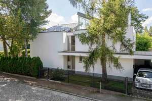 Lichtdurchflutete Architekten-Villa mit Stil und Eleganz – Die vollständige Adresse der Immobilie erhältst du vom Anbieter., 14532 Kleinmachnow – Vorschaubild 3