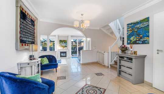 Bild von Willkommen in eleganter Villa in Bramfeld