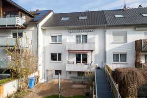 Teilmodernisiertes REH mit 2 Whg. (EG-Whg. bezugsfrei, 1. OG mit Nießbrauch belastet) in Radolfzell – Konstanz (Kreis) – Vorschaubild 2