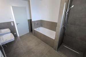+++NU-Burlafingen, 
3-Zi.-Penthouse, 
137,09 m² Wfl.,  
Aufzug in die Wohnung, 
Küche, 2 TG-Stpl – Die vollständige Adresse der Immobilie erhältst du vom Anbieter., 89233 Neu-Ulm – Vorschaubild 23