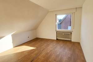 Attraktives Zweifamilienhaus in naturnaher Lage von Bad Iburg – Die vollständige Adresse der Immobilie erhältst du vom Anbieter., 49186 Bad Iburg – Vorschaubild 4