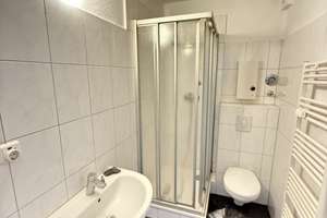 Helle 2-Zimmer-Wohnung mit modernem Bad! – Die vollständige Adresse der Immobilie erhältst du vom Anbieter., 47137 Untermeiderich, Duisburg – Vorschaubild 1