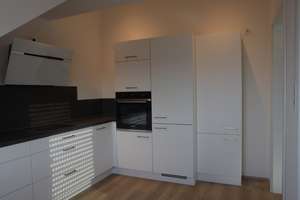 exclusive 4 Zimmer DG Wohnung  mit EBK  Dachterasse und Carport – Akazienstraße 24, 85049 West, Ingolstadt – Vorschaubild 7