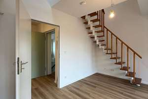 Großzügige, bezugsfreie 3-Zimmer-Maisonette-Dachgeschosswohnung mit Flair im charmanten Altbau! – Kurfürstenstraße 55, 12105 Mariendorf, Berlin – Vorschaubild 7