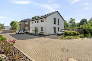 Viel Platz für die Familie: Modernes Einfamilienhaus in Gangelt-Schierwaldenrath