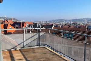 ***Penthouse-Flair mit Dachterrasse & Weitblick***