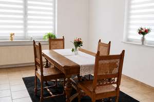 Großzügige, helle 3-Zimmer-Erdgeschosswohnung (107 m²) mit Freisitz in Großostheim – Die vollständige Adresse der Immobilie erhältst du vom Anbieter., 63762 Großostheim – Vorschaubild 3
