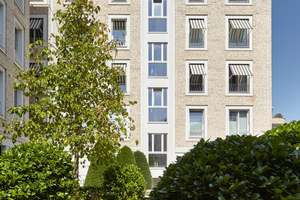 RIVIERA CANNES-BelsenPark: 3-Zi-ETW im 1. OG. Lift. EBK. G-WC. Parkett. Balkon. TG auf Wunsch.