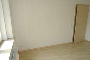 Hübsche Wohnung mit schickem Fensterbad, West-Balkon und Stellplatz – Sachsenring 41, 9127 Gablenz, Chemnitz – Vorschaubild 15