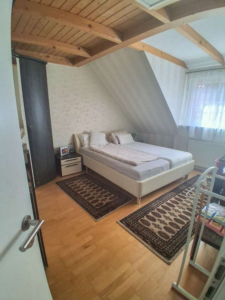 Immobilie in Großbottwar - Moderne 4-Zimmer-Maisonette mit Balkon – Zentrale Lage & Wohnkomfort auf zwei Ebenen! - Bild 0