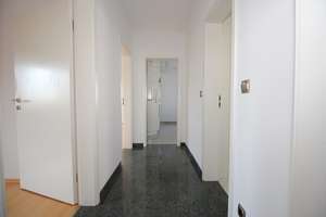 TERMINE AUSGEBUCHT! Schönes, geräumiges EFH mit schönem Garten in ruhiger Lage! – Taunusstraße 10, 61200 Wölfersheim – Vorschaubild 5