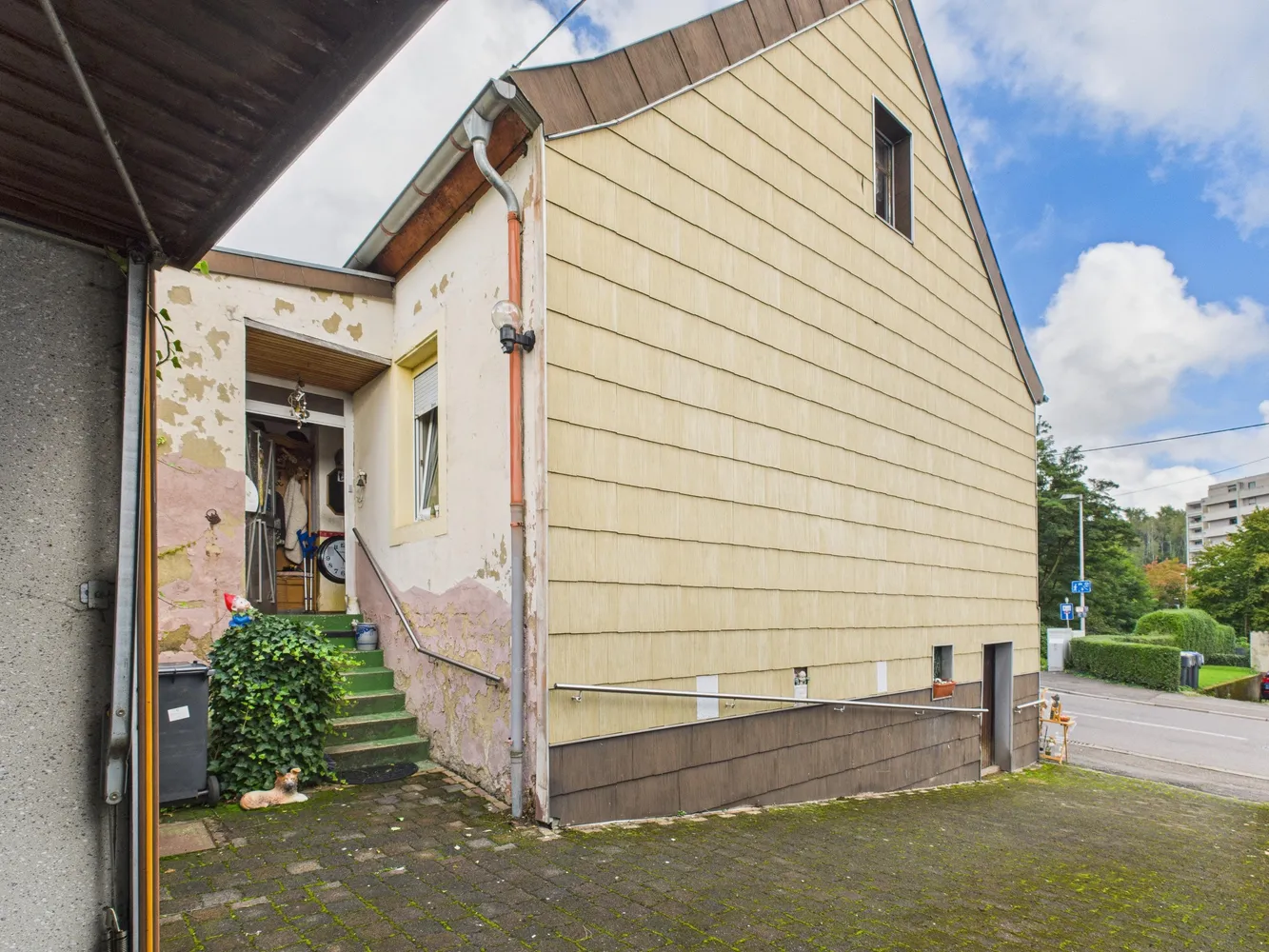 Charmantes Einfamilienhaus mit großem Grundstück und Werkstatt in Saarbrücken-Dudweiler – ideal, Stadtverband Saarbrücken Kreis – Bild 4