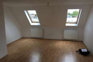 Helle  2,5-Zimmer-Dachgeschosswohnung in Regensburg-Kumpfmühl – Am Mühlbach 13, 93051 Kumpfmühl-Ziegetsdorf-Neuprüll, Regensburg – Vorschaubild 4