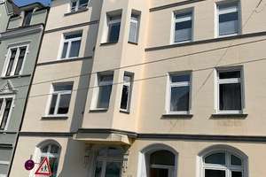 Geschmackvoll sanierte Altbauwohnung in ruhiger Seitenstraße im Herzen von Vohwinkel