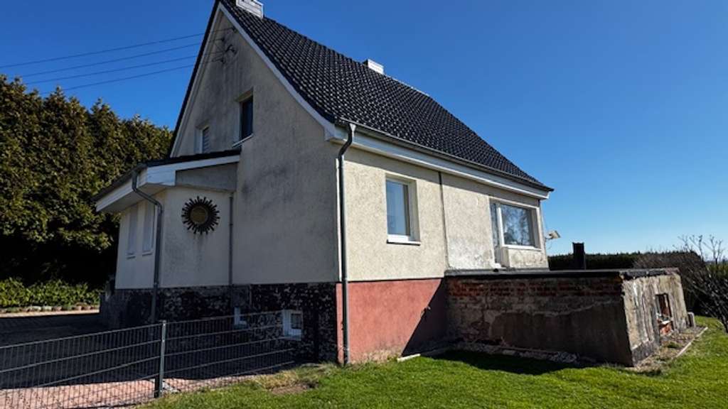 Immobilie in Reichenbach/Oberlausitz - Freistehendes Einfamilienhaus (EW65) mit Keller und Garage auf landschaftlich reizvollem Grundstück - Bild 4