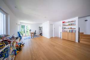 Repräsentative Doppelhaushälfte in der südlichen Pasinger Villenkolonie – Die vollständige Adresse der Immobilie erhältst du vom Anbieter., 81243 Pasing, München – Vorschaubild 8