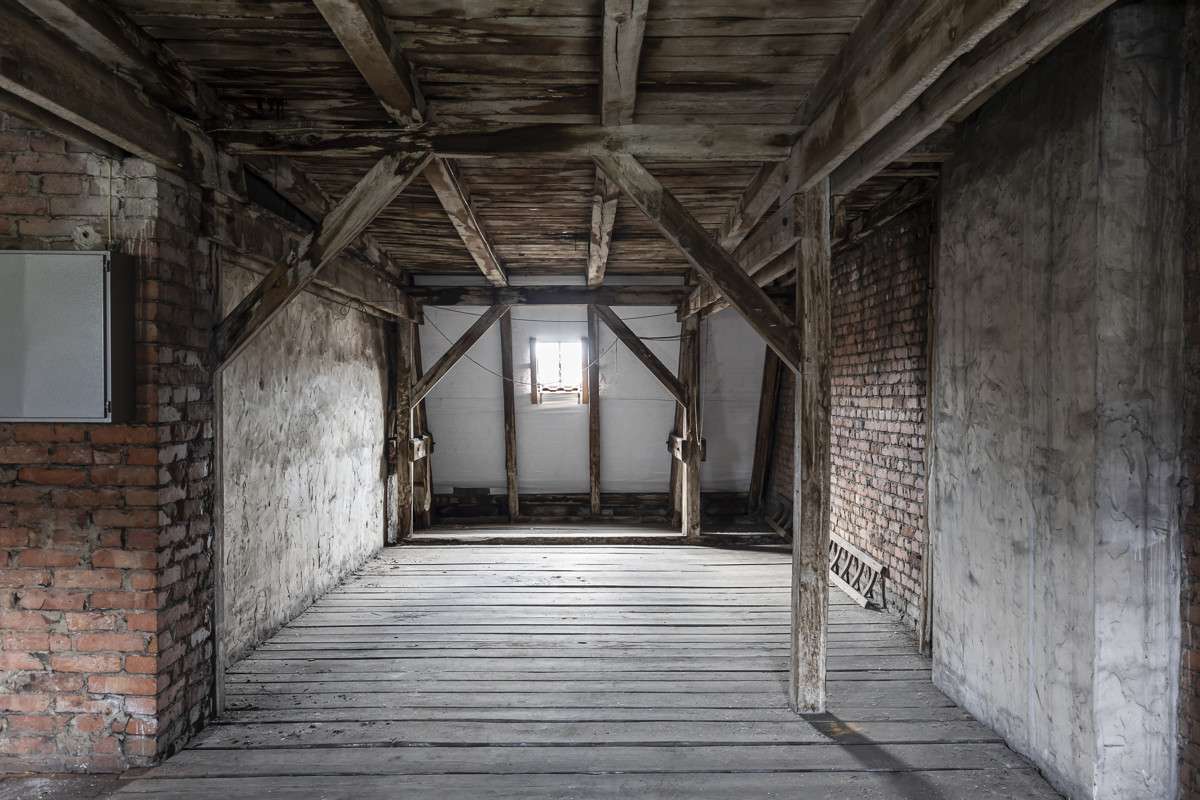 Dachgeschossrohling mit Baugenehmigung für zwei Wohnungen zum Selbstausbau + 4 Terrassen, Berlin – Bild 4